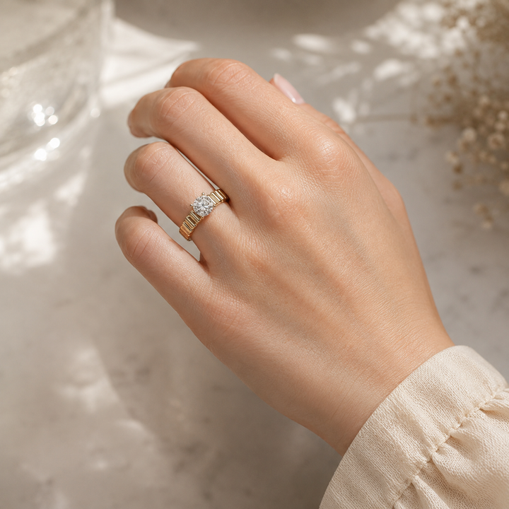 1 ct Cushion-Cut Diamond Fluted Ribbed 14K Gold Ring