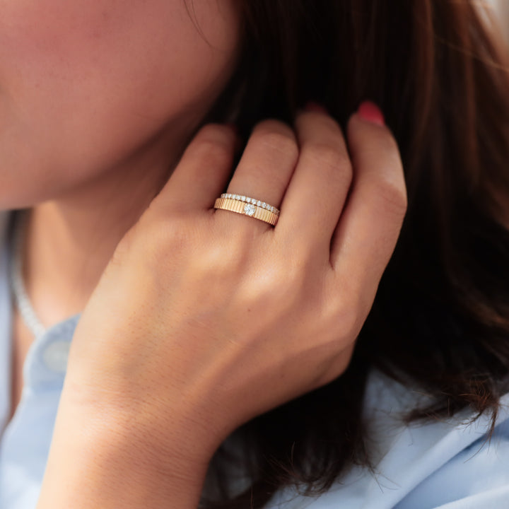 Ripped Vintage Solitaire 0.2 ct Diamond Ring  in 3.5mm 14K Solid Gold Band Engagement Ring
