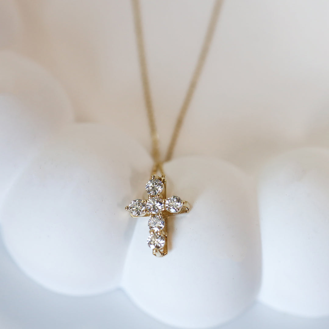 Cross Lab Diamond Necklace – 14K Gold Prong-Set Pendant