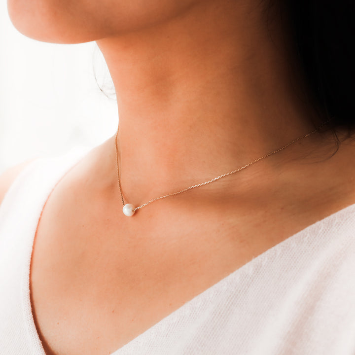 Single Pearl Necklace in 14K Solid Gold