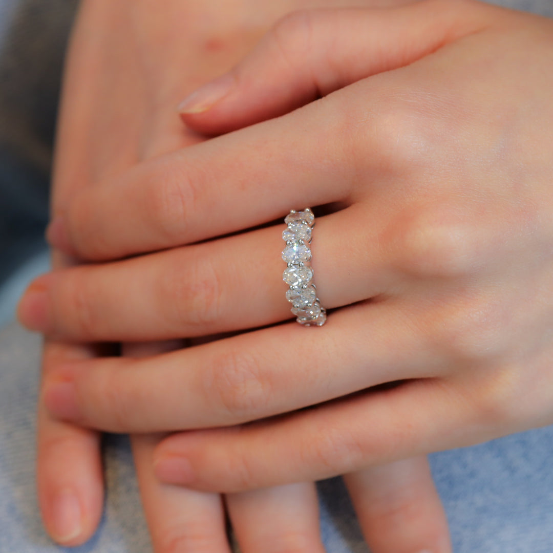 Lab-Grown Oval-Cut Diamond Half Eternity Ring – 7-Stone