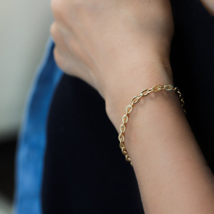 Link Chain 14K Gold Bracelet with Heart Charm