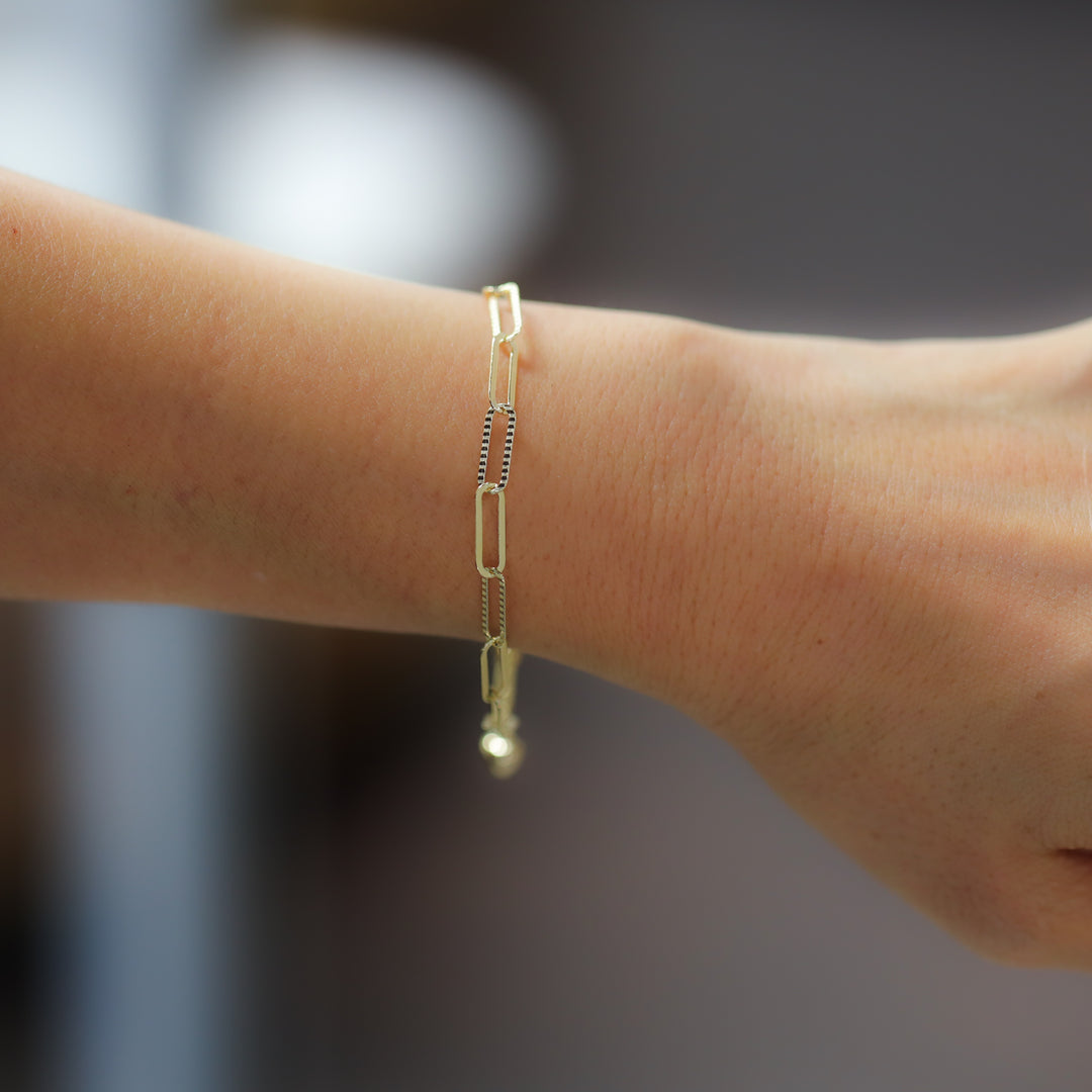 Mini Glitter Paper Clip Bracelet – 14K Solid Gold Dainty Adjustable Chain (12mm Links)