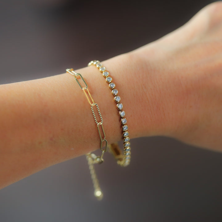 Mini Glitter Paper Clip Bracelet – 14K Solid Gold Dainty Adjustable Chain (12mm Links)