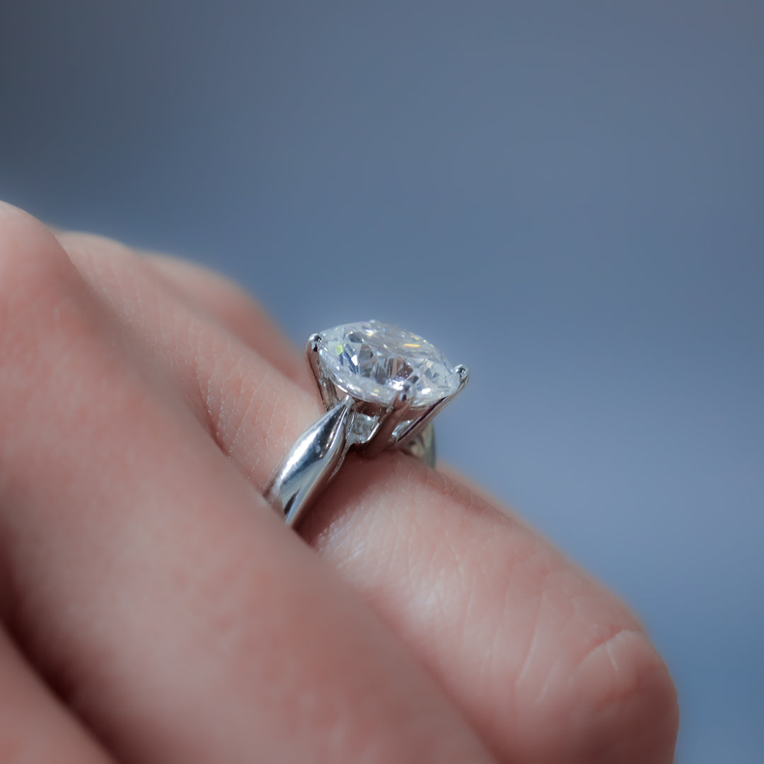 3 ct Round Diamond Engagement RIng