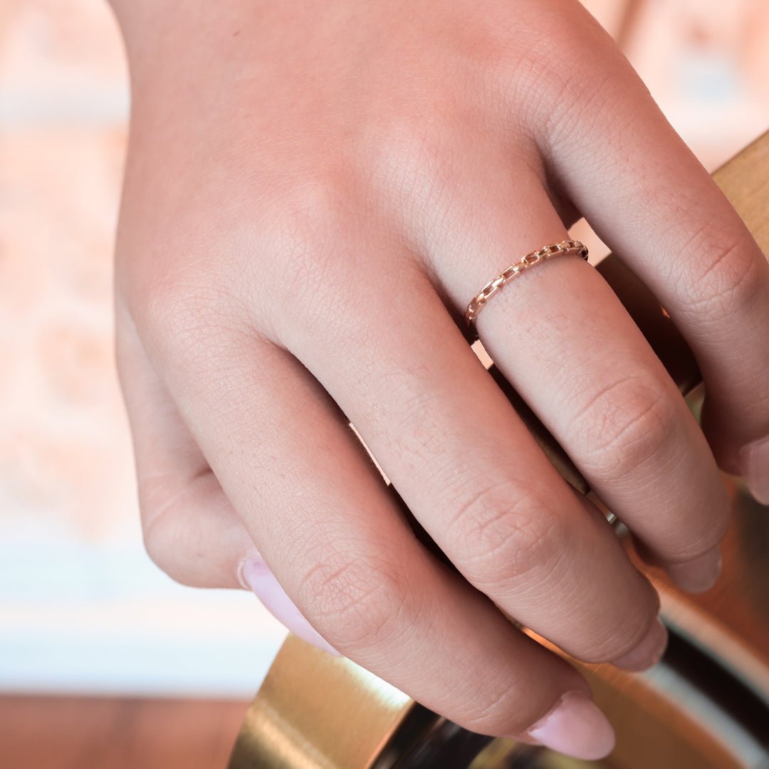 Dainty Link Chain Ring – 14K Solid Gold Statement Band for Layering