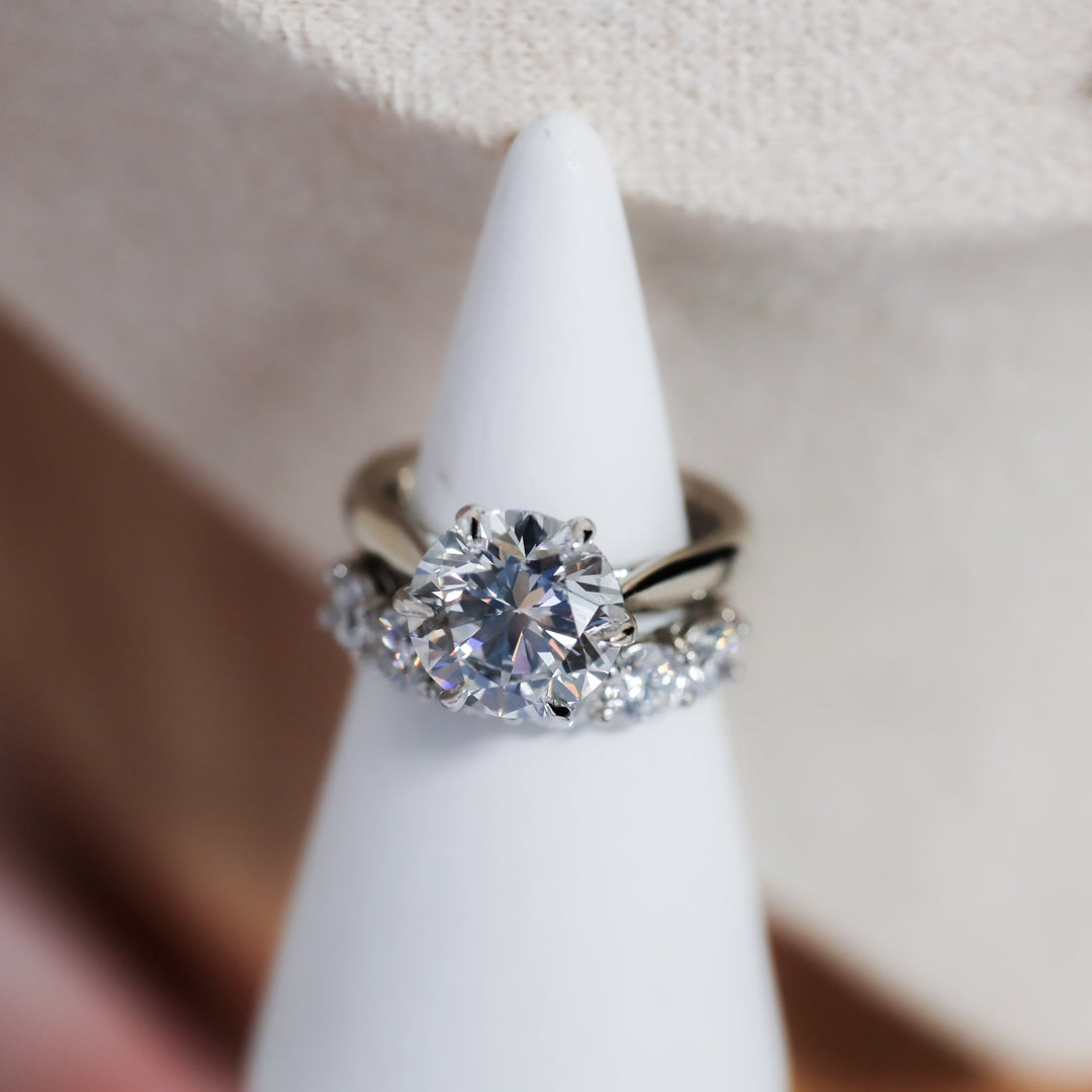 3 ct Round Cut Diamond Engagement RIng