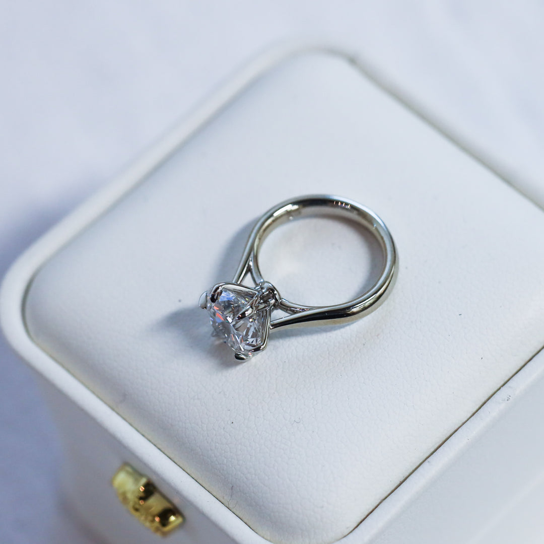 3 ct Round Cut Diamond Engagement RIng