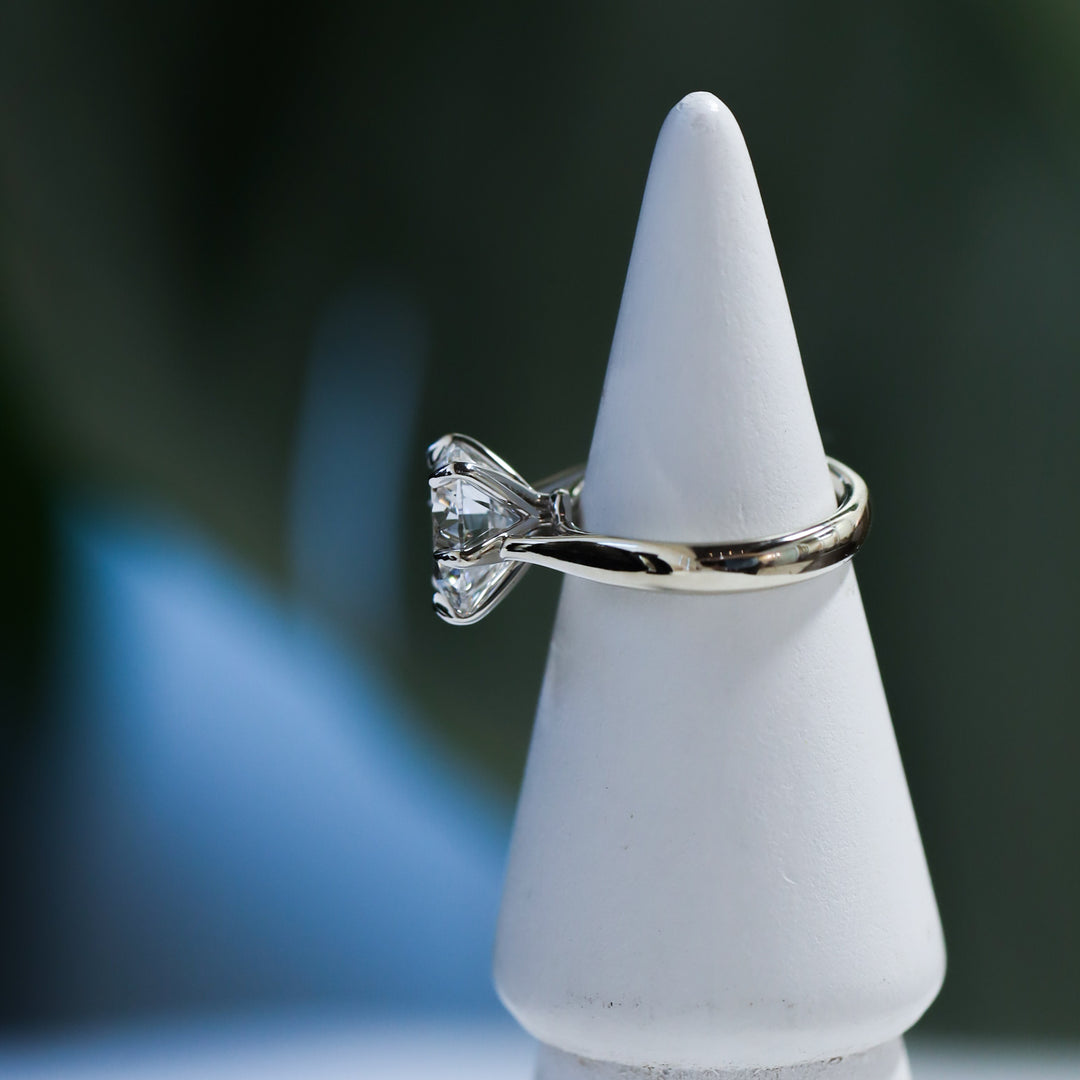 3 ct Round Cut Diamond Engagement RIng