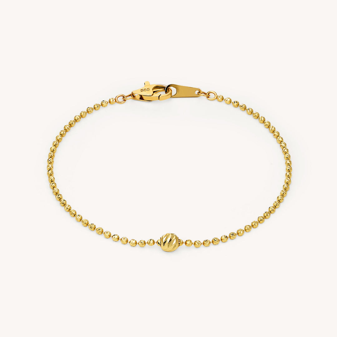 Rain-Cut Bead Bracelet with Elegant Centerpiece Sphere in 14K Gold