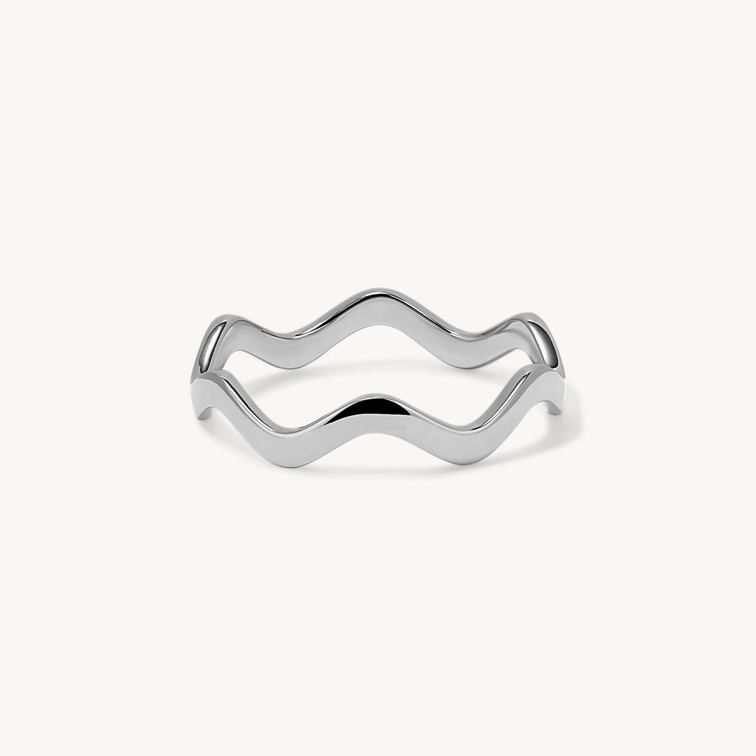 Golden Waves Ring – 14K Solid Gold Wavy Band