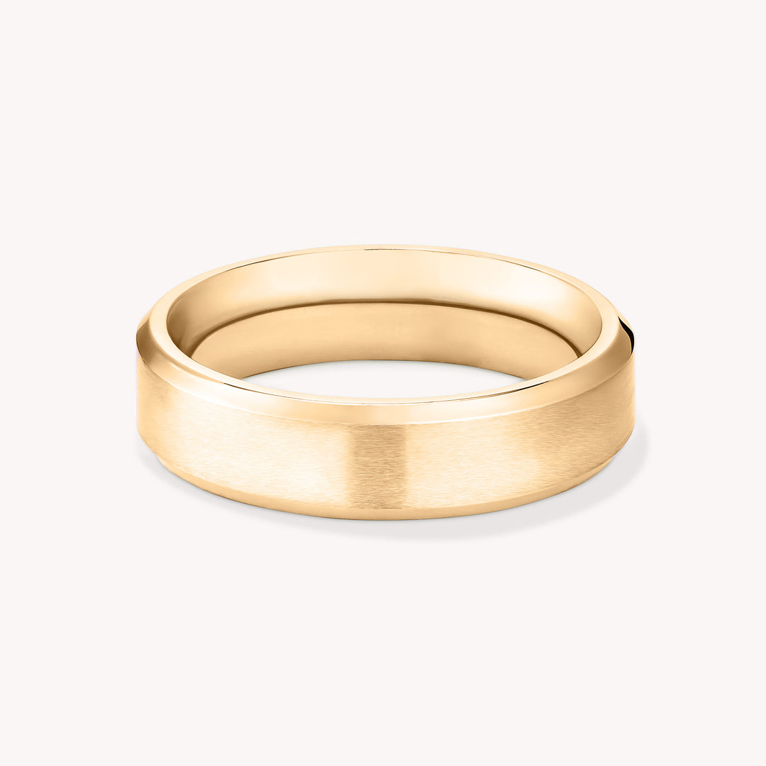 Flat and Beveled Edge Men Wedding Band Ring - 4mm