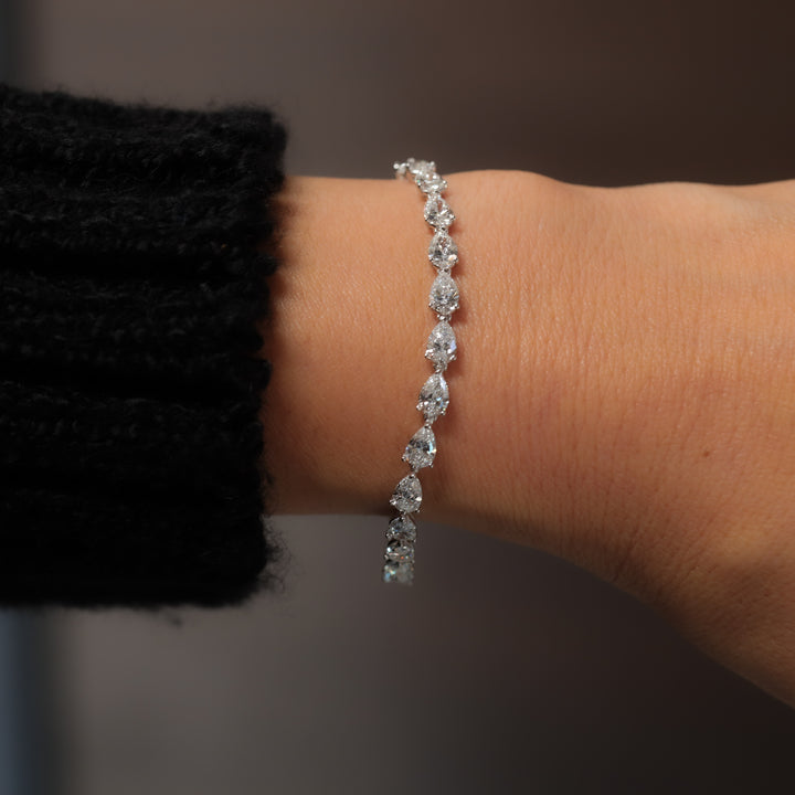Lab Grown Diamond Pear Cut Tennis Bracelet in 14K Solid Gold 7-8 ct.tw