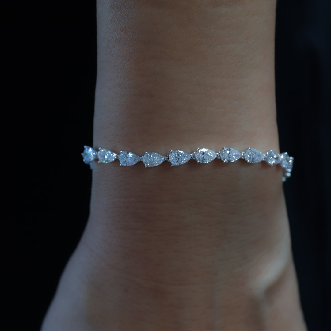 Lab Grown Diamond Pear Cut Tennis Bracelet in 14K Solid Gold 7-8 ct.tw