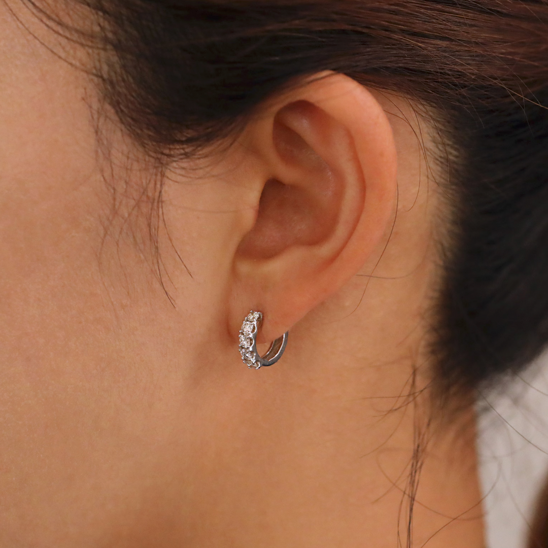 Chunky 6 Stones Lab Grown Diamond Huggie Hoop Earrings – 16mm