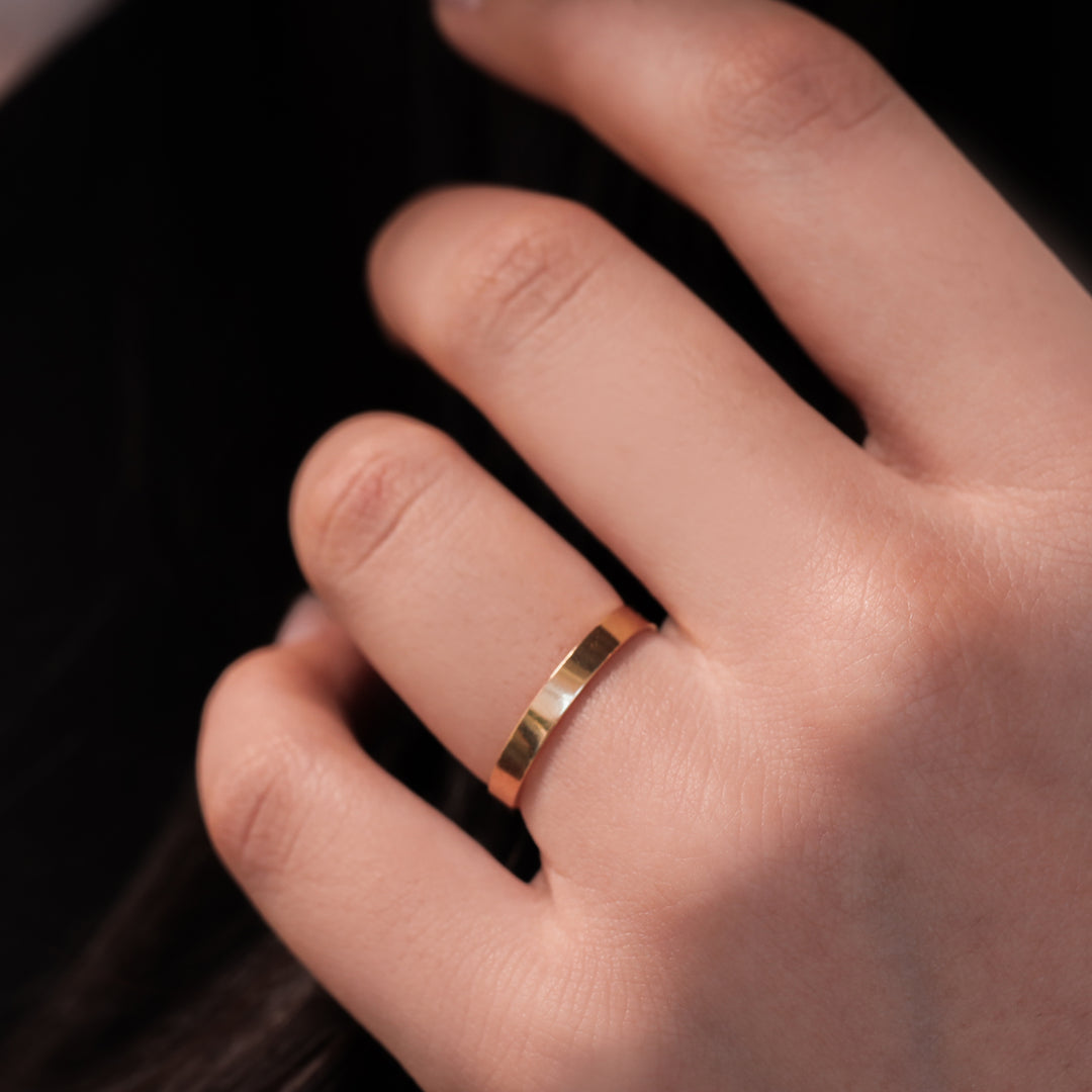 Classic Flat Solid 14K Gold Wedding Bands Ring - 2.5mm