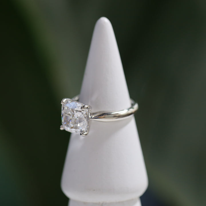 4 ct Cushion Cut Diamond Engagement RIng