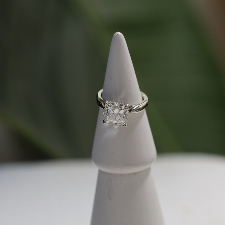 4 ct Cushion Cut Diamond Engagement RIng