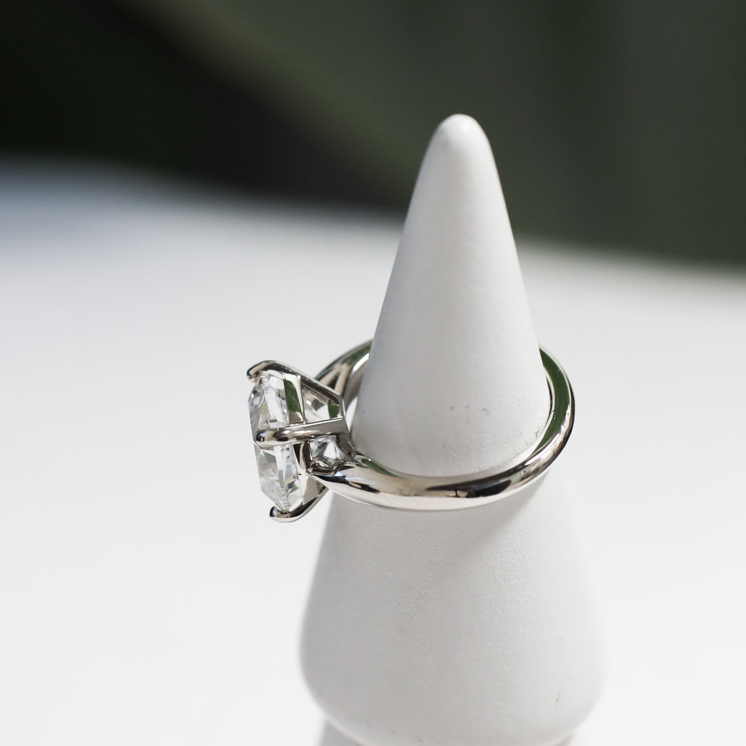 4 ct Cushion Cut Diamond Engagement RIng