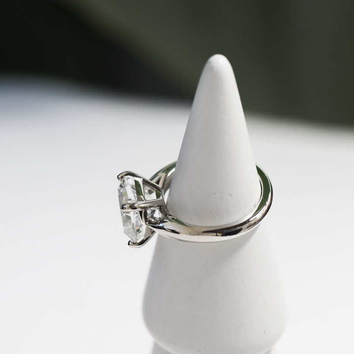 4 ct Cushion Cut Diamond Engagement RIng