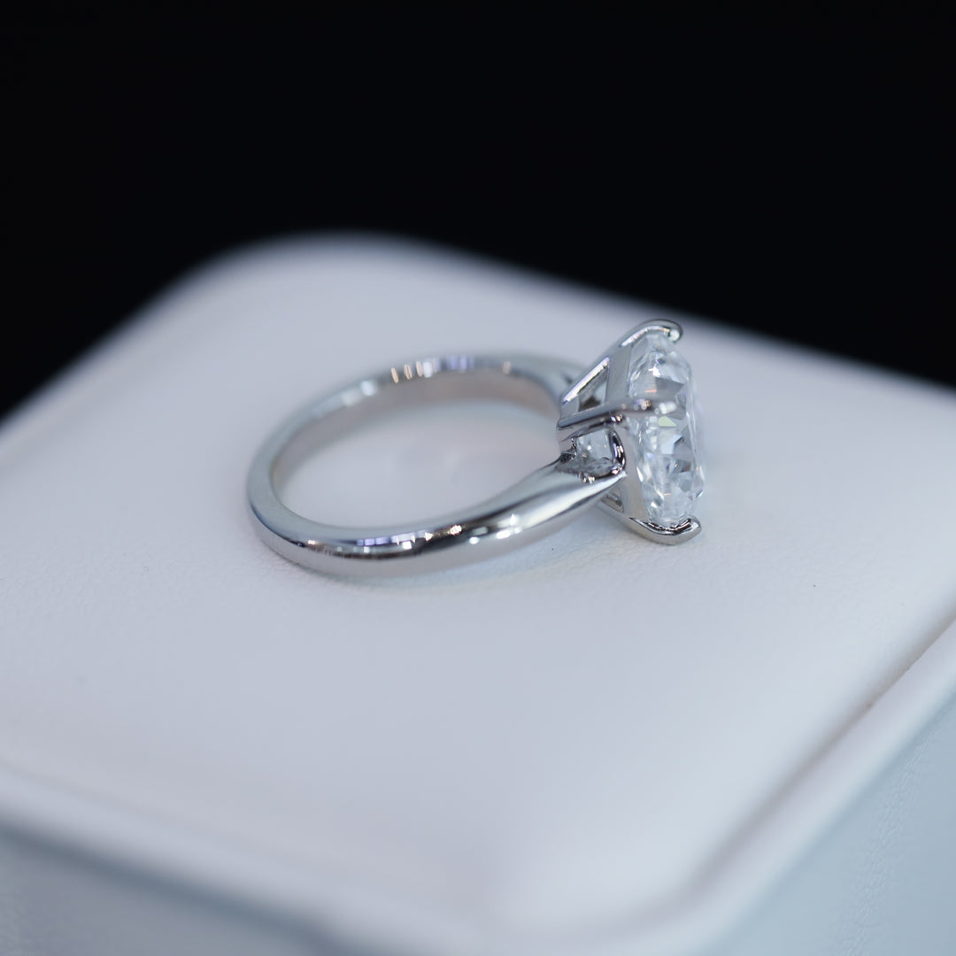 4 ct Cushion Cut Diamond Engagement RIng