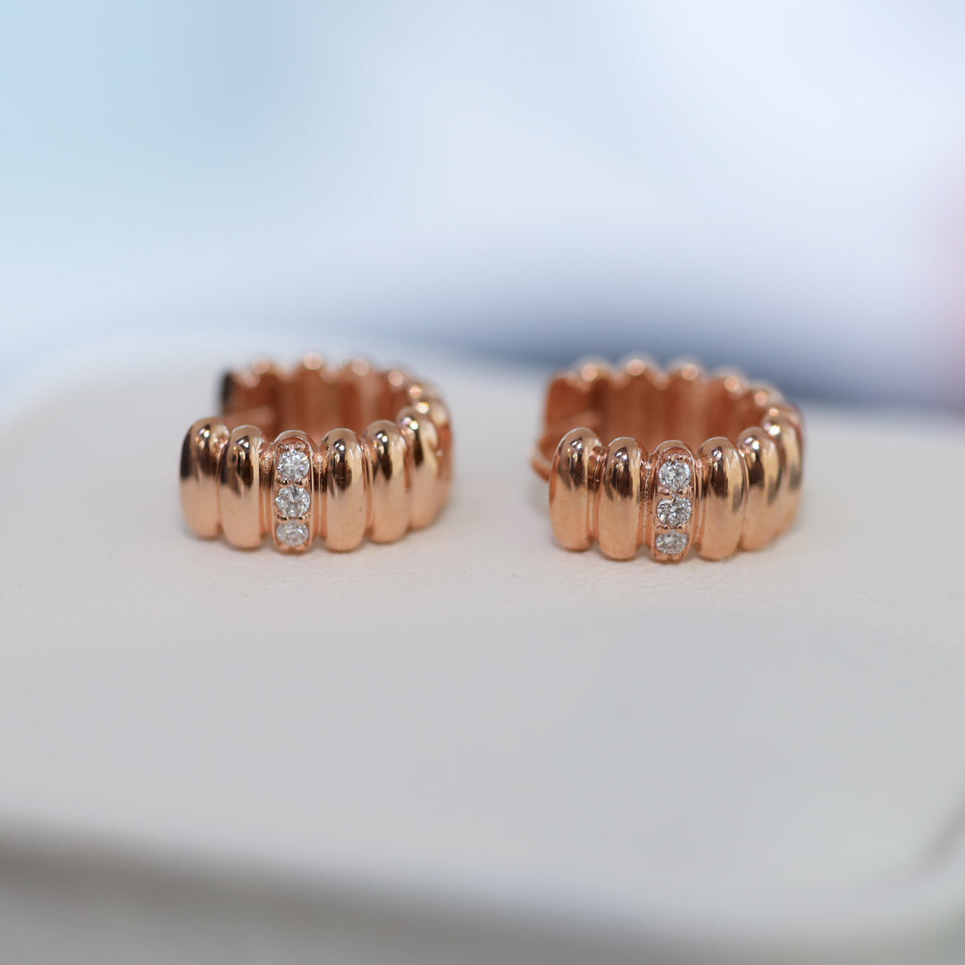 Fluted Ribbed Textured Hoop Earrings with Three Diamonds