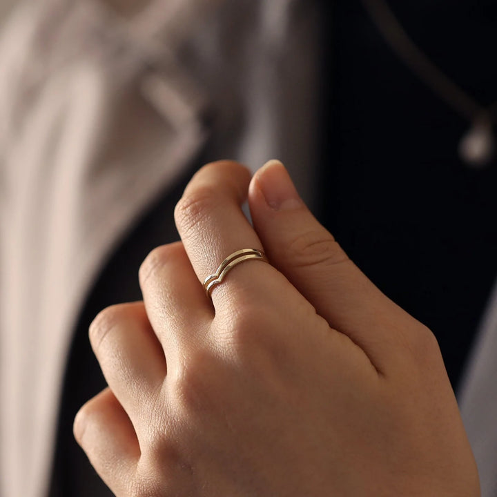 Double Chevron Ring – 14K Solid Gold V-Shaped Band
