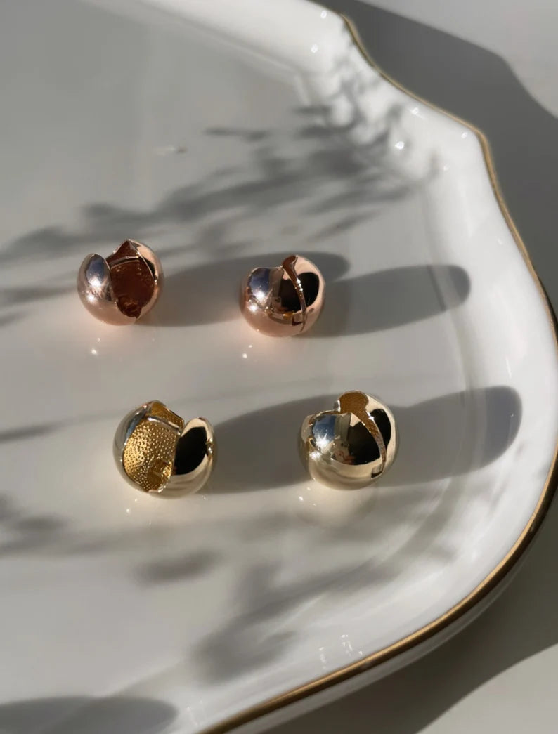 Bold Ball Huggie Hoop Earrings (Large 13mm) – Chunky 14K Solid Gold Circular Bead Sphere Hoops