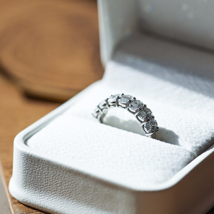 Lab-Grown Oval-Cut Diamond Half Eternity Ring – 7-Stone