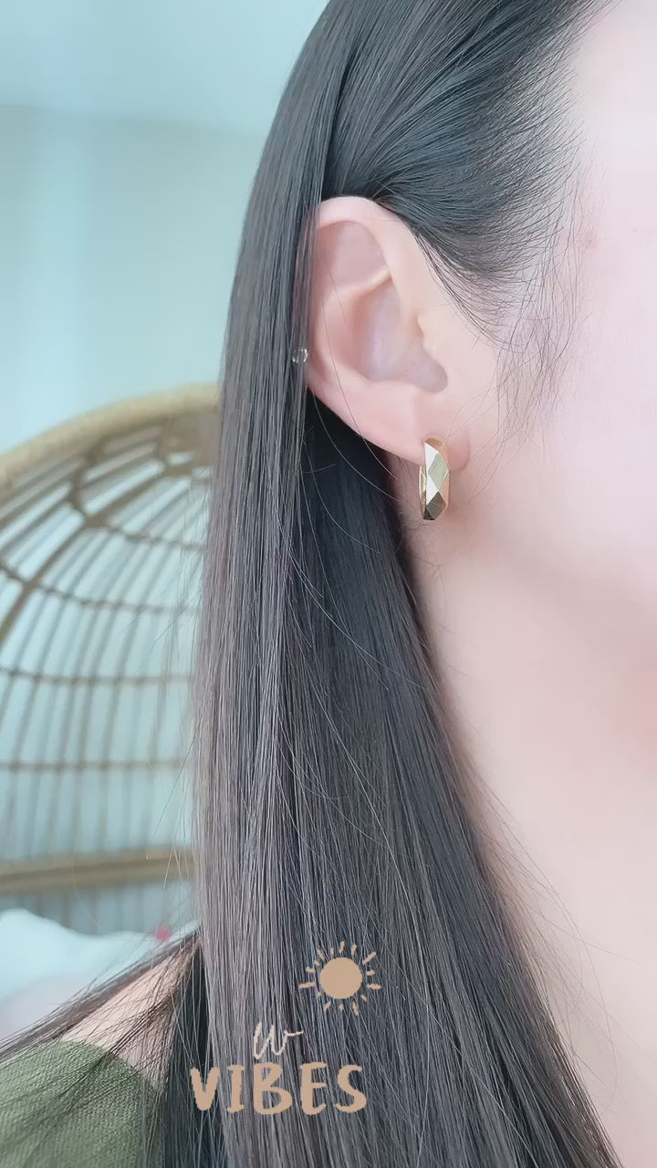 Faceted Elegance Hoop Earrings – Thick & Bold 14K Solid Gold Sculptural Hoops