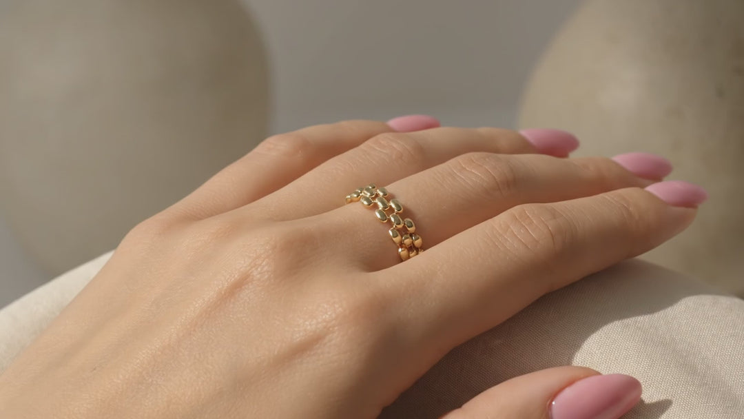 Flexible Chunky Chain Link Ring – 14K Solid Gold