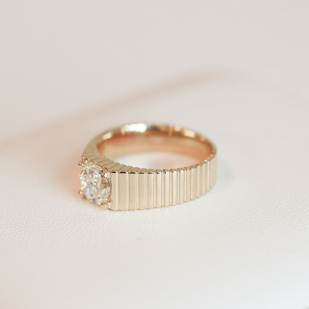 Ripped Vintage Solitaire Diamond Ring  in 14K Gold Engagement Ring