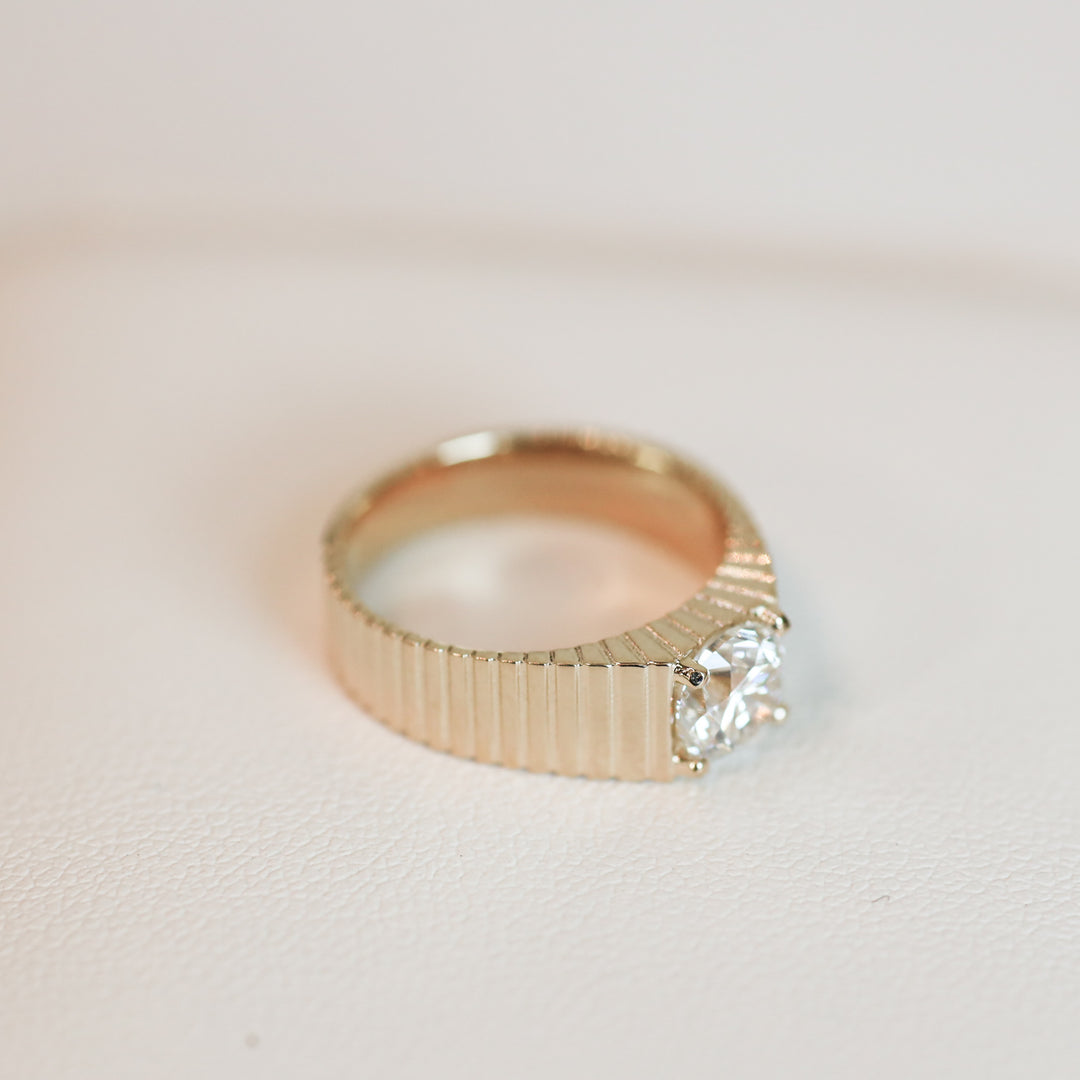 Ripped Vintage Solitaire Diamond Ring  in 14K Gold Engagement Ring