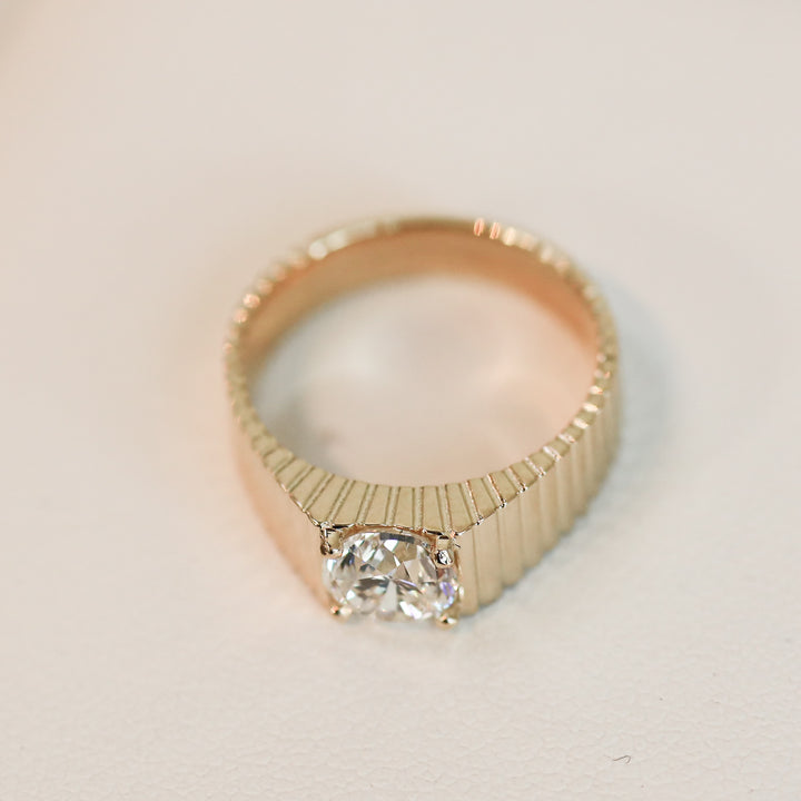Ripped Vintage Solitaire Diamond Ring  in 14K Gold Engagement Ring