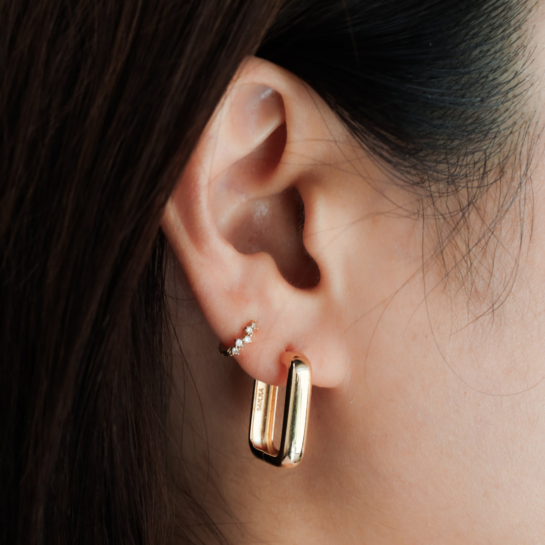 Rounded Rectangular Chunky U-Shaped Hoop Earrings Medium (20mm) – 14K Solid Gold Thick Paperclip Hoops