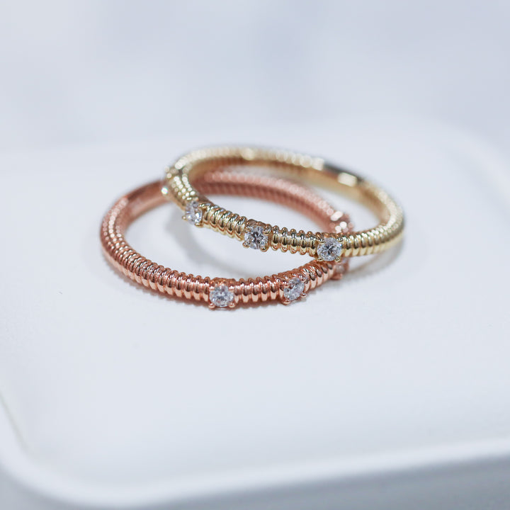 Textured Ripped Ring - 4-Stone diamond band
