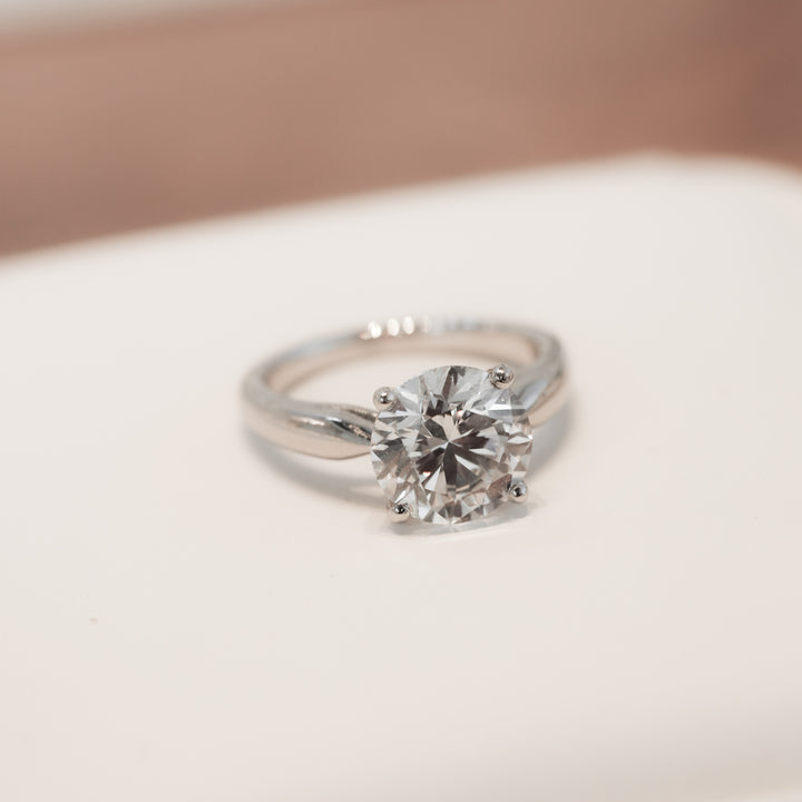 3 ct Round Diamond Engagement RIng
